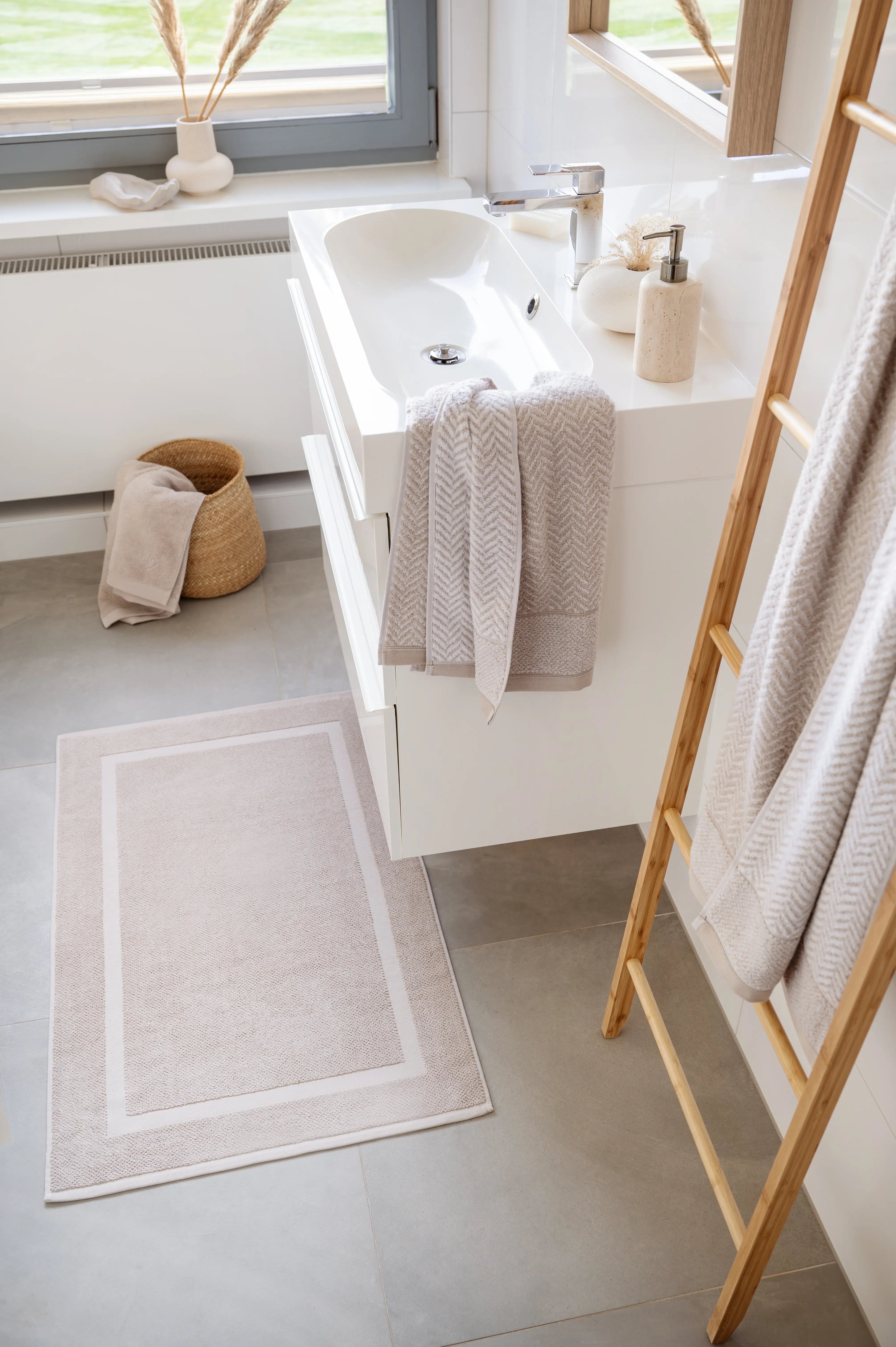 Badvorleger Spa Sandgrau